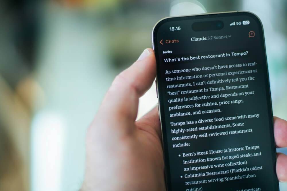SEO para IA: cómo aparecer en ChatGPT, Gemini y Google AI Overviews